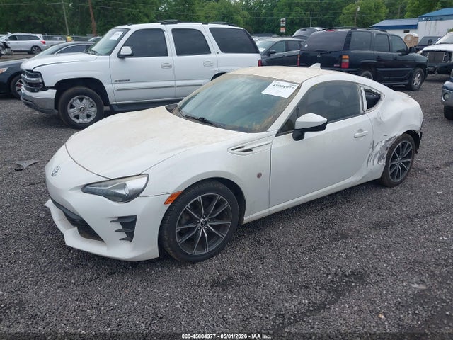 45004977 :رقم المزاد ، JF1ZNAA12H8711403 vin ، 2017 Toyota 86 مزاد بيع