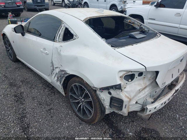 45004977 :رقم المزاد ، JF1ZNAA12H8711403 vin ، 2017 Toyota 86 مزاد بيع