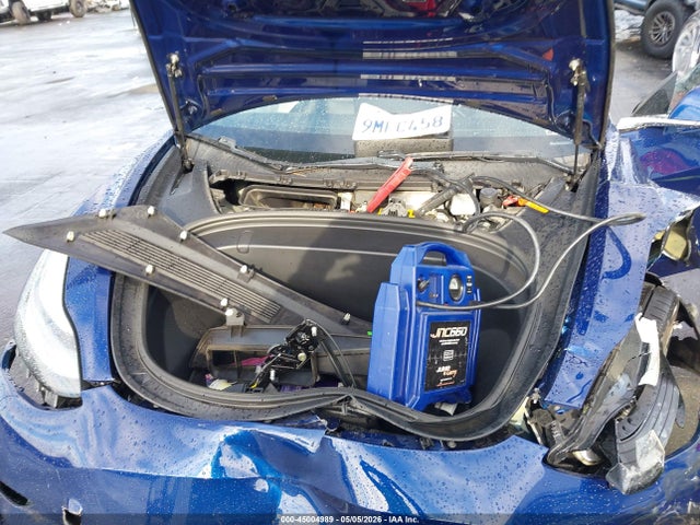 5YJ3E1EA7JF037121 Tesla Model 3 Long Range/mid Range