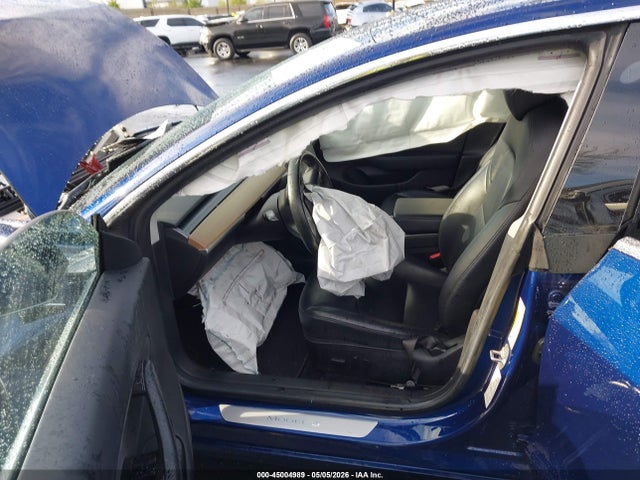 5YJ3E1EA7JF037121 Tesla Model 3 Long Range/mid Range
