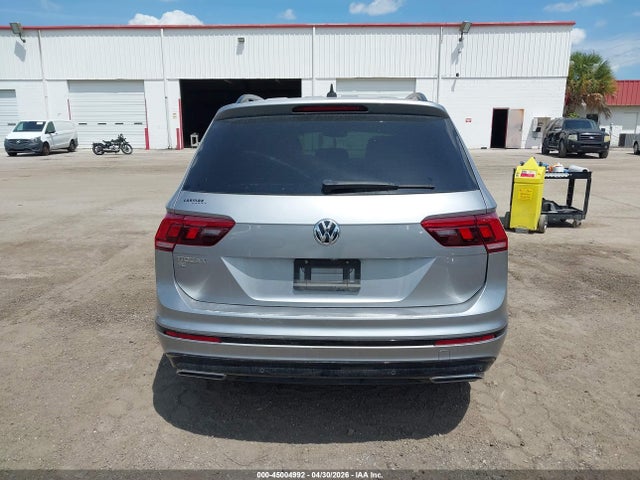 45004992 :رقم المزاد ، 3VV3B7AXXMM047035 vin ، 2021 Volkswagen Tiguan 2.0t Se/2.0t Se R-line Black/2.0t Sel مزاد بيع