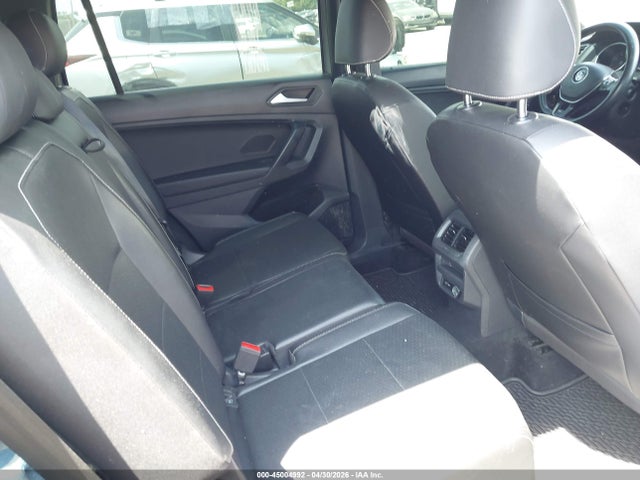 45004992 :رقم المزاد ، 3VV3B7AXXMM047035 vin ، 2021 Volkswagen Tiguan 2.0t Se/2.0t Se R-line Black/2.0t Sel مزاد بيع