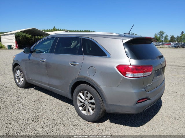 45004994 :رقم المزاد ، 5XYPGDA59HG312710 vin ، 2017 Kia Sorento 3.3l Lx مزاد بيع