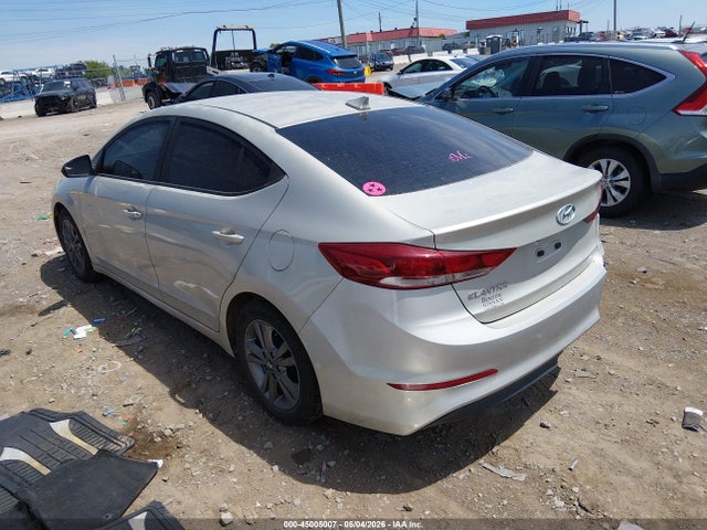 KMHD84LF8HU210217 Hyundai ELANTRA SE