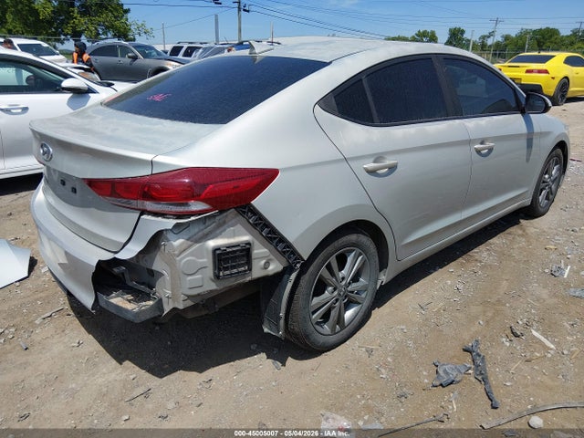 KMHD84LF8HU210217 Hyundai ELANTRA SE