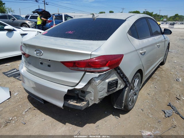 KMHD84LF8HU210217 Hyundai ELANTRA SE