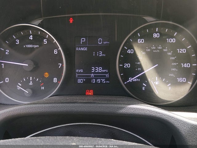 KMHD84LF8HU210217 Hyundai ELANTRA SE