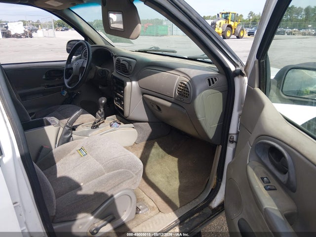 45005015 :رقم المزاد ، 1GNDS13S942407489 vin ، 2004 Chevrolet Trailblazer Ls مزاد بيع