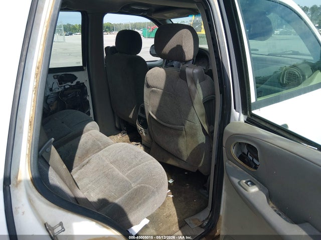 45005015 :رقم المزاد ، 1GNDS13S942407489 vin ، 2004 Chevrolet Trailblazer Ls مزاد بيع