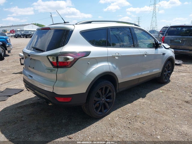 Продаж на аукціоні авто 2017 Ford Escape Titanium, vin: 1FMCU9J99HUB00598, номер лоту: 45005028