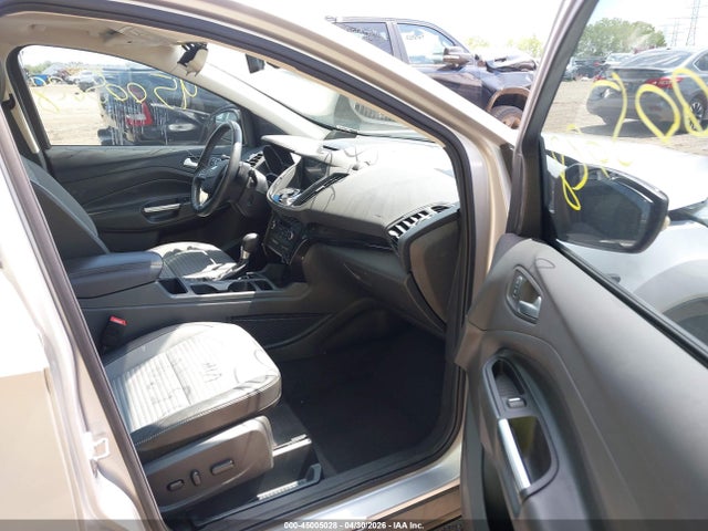 Продаж на аукціоні авто 2017 Ford Escape Titanium, vin: 1FMCU9J99HUB00598, номер лоту: 45005028