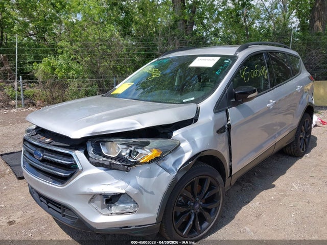 Продаж на аукціоні авто 2017 Ford Escape Titanium, vin: 1FMCU9J99HUB00598, номер лоту: 45005028