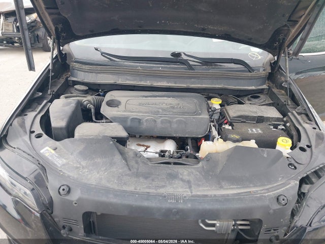 45005064 :رقم المزاد ، 1C4PJLCB4KD377680 vin ، 2019 Jeep Cherokee Latitude Fwd مزاد بيع