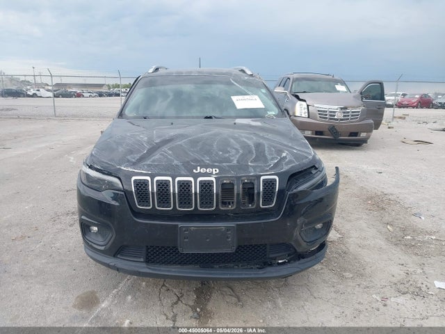 45005064 :رقم المزاد ، 1C4PJLCB4KD377680 vin ، 2019 Jeep Cherokee Latitude Fwd مزاد بيع