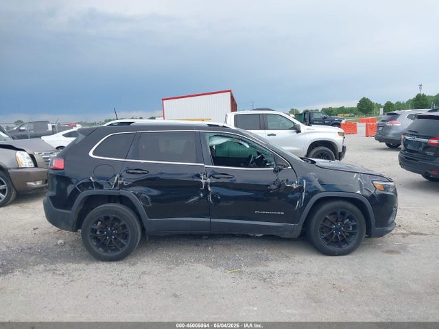 45005064 :رقم المزاد ، 1C4PJLCB4KD377680 vin ، 2019 Jeep Cherokee Latitude Fwd مزاد بيع