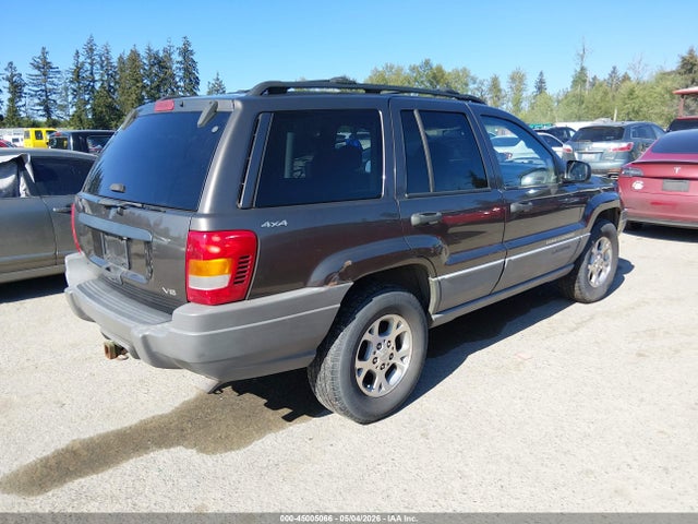 Продажа на аукционе авто 2000 Jeep Grand Cherokee Laredo, vin: 1J4GW48N9YC109792, номер лота: 45005066
