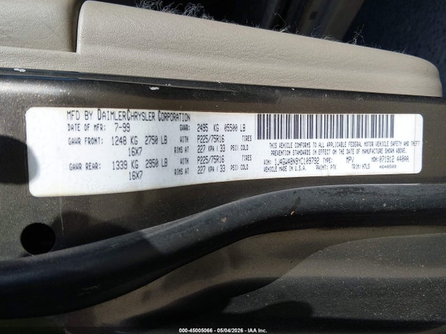 Продажа на аукционе авто 2000 Jeep Grand Cherokee Laredo, vin: 1J4GW48N9YC109792, номер лота: 45005066