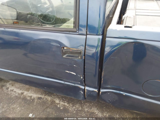 45005124 :رقم المزاد ، 1GCDC14Z6JZ151218 vin ، 1988 Chevrolet Gmt-400 C1500 مزاد بيع