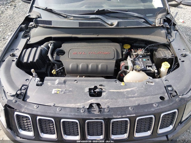 45005138 :رقم المزاد ، 3C4NJDAB7HT641896 vin ، 2017 Jeep New Compass Sport 4x4 مزاد بيع