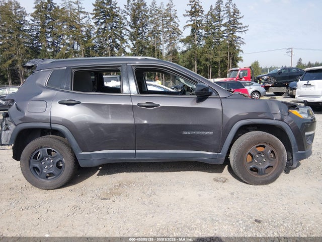 45005138 :رقم المزاد ، 3C4NJDAB7HT641896 vin ، 2017 Jeep New Compass Sport 4x4 مزاد بيع