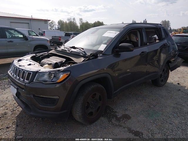 45005138 :رقم المزاد ، 3C4NJDAB7HT641896 vin ، 2017 Jeep New Compass Sport 4x4 مزاد بيع
