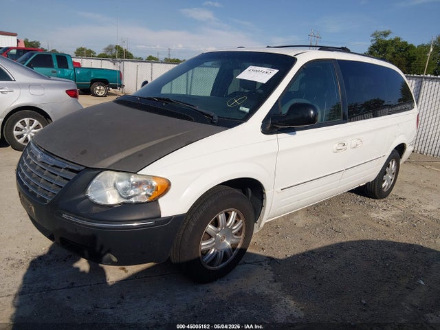 Продаж на аукціоні авто 2005 Chrysler Town & Country Touring, vin: 2C8GP54L15R119909, номер лоту: 45005182