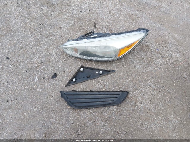 45005199 :رقم المزاد ، 1FADP3K29FL231201 vin ، 2015 Ford Focus Se مزاد بيع