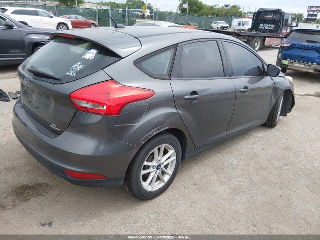45005199 :رقم المزاد ، 1FADP3K29FL231201 vin ، 2015 Ford Focus Se مزاد بيع