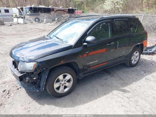 45005210 :رقم المزاد ، 1C4NJCBA4GD622646 vin ، 2016 Jeep Compass Sport مزاد بيع