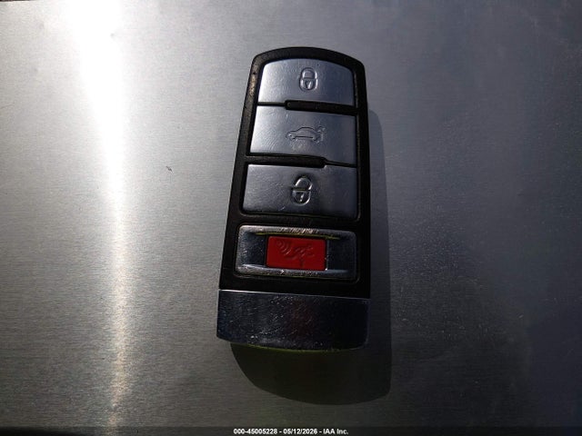 45005228 :رقم المزاد ، WVWMP7AN1AE558993 vin ، 2010 Volkswagen Cc Sport مزاد بيع