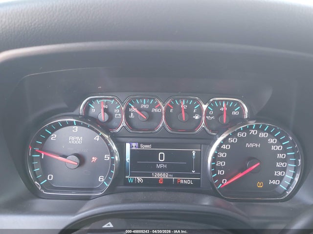 45005243 :رقم المزاد ، 3GCPCREC7JG222836 vin ، 2018 Chevrolet Silverado 1500 1lt مزاد بيع