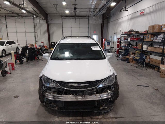 45005266 :رقم المزاد ، 2C4RC1BG3LR280361 vin ، 2020 Chrysler Pacifica Touring L مزاد بيع