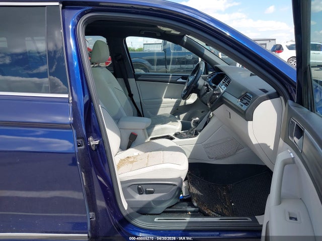 2022 Volkswagen Tiguan 2.0t Sel R-line მანქანა იყიდება აუქციონზე, vin: 3VV4B7AX8NM052918, აუქციონის ნომერი: 45005270