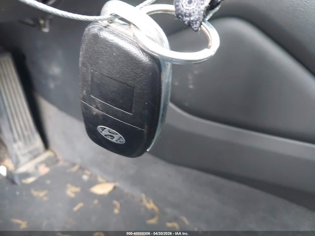 Продажа на аукционе авто 2016 Hyundai Tucson Se, vin: KM8J23A45GU127018, номер лота: 45005306