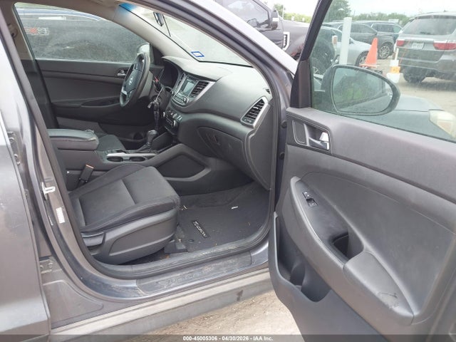Продажа на аукционе авто 2016 Hyundai Tucson Se, vin: KM8J23A45GU127018, номер лота: 45005306