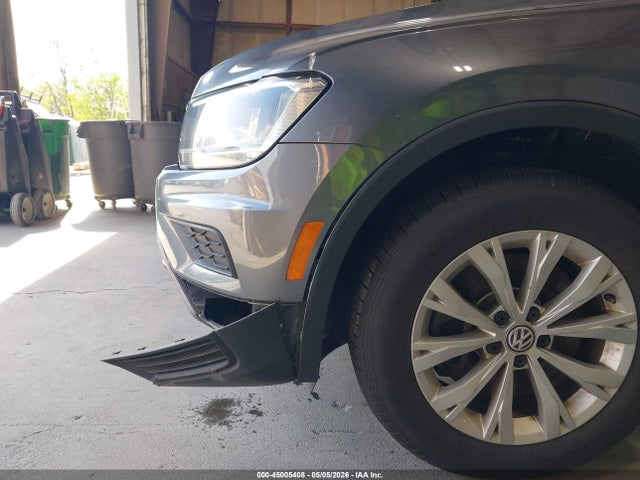 45005408 :رقم المزاد ، 3VV0B7AXXJM088358 vin ، 2018 Volkswagen Tiguan 2.0t S مزاد بيع