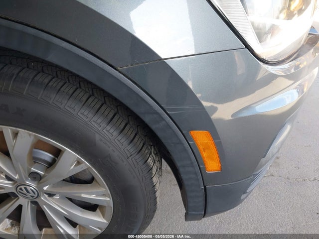 45005408 :رقم المزاد ، 3VV0B7AXXJM088358 vin ، 2018 Volkswagen Tiguan 2.0t S مزاد بيع