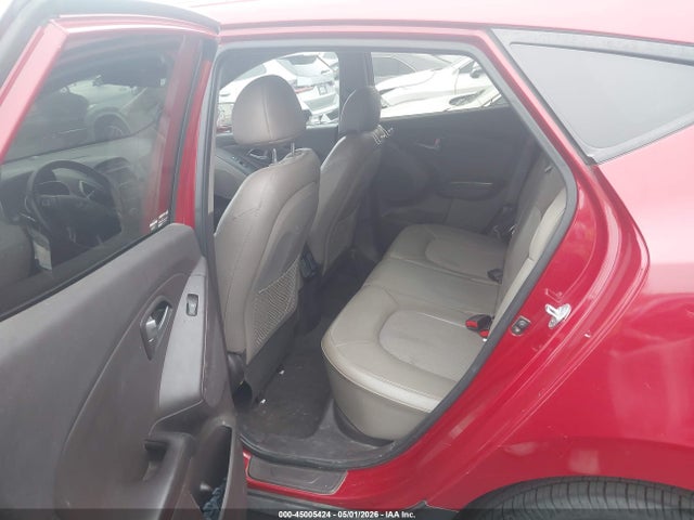 KM8JU3AG8FU058618 Hyundai TUCSON SE