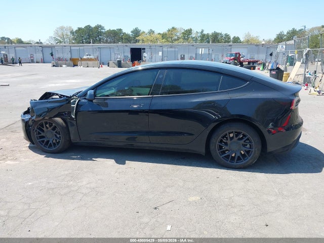 Продаж на аукціоні авто 2024 Tesla Model 3 Long Range Dual Motor All-wheel Drive, vin: 5YJ3E1EB4RF802287, номер лоту: 45005429