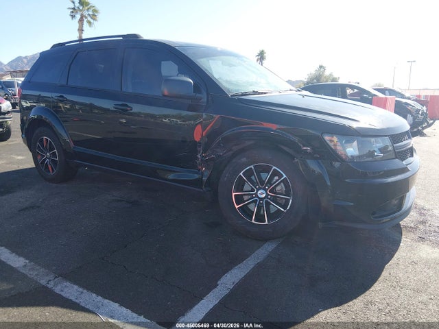 2018 3C4PDCABXJT216995 main image
