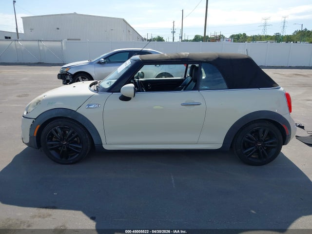 Продажа на аукционе авто 2016 Mini Convertible Cooper S, vin: WMWWG9C51G3A92228, номер лота: 45005522