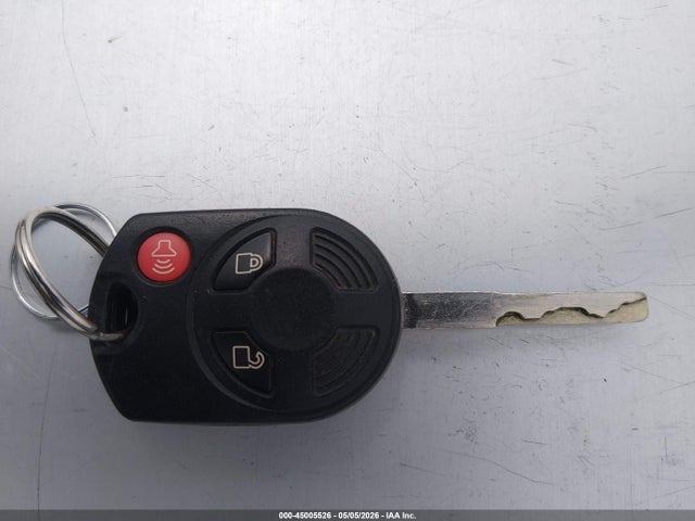 1FMCU0GX6GUB16483 Ford ESCAPE SE