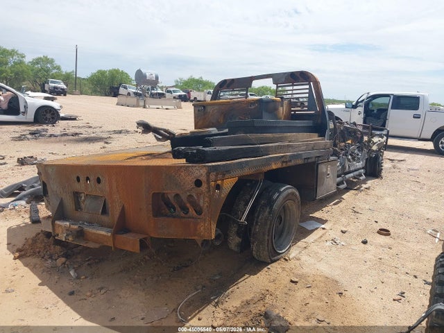 Ford F-450 Chassis 2017 1FD0W4HT9HEB24590 Image 4