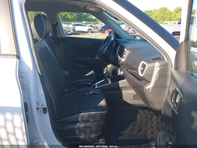 Продажа на аукционе авто 2022 Hyundai Venue Limited, vin: KMHRC8A33NU135815, номер лота: 45005549
