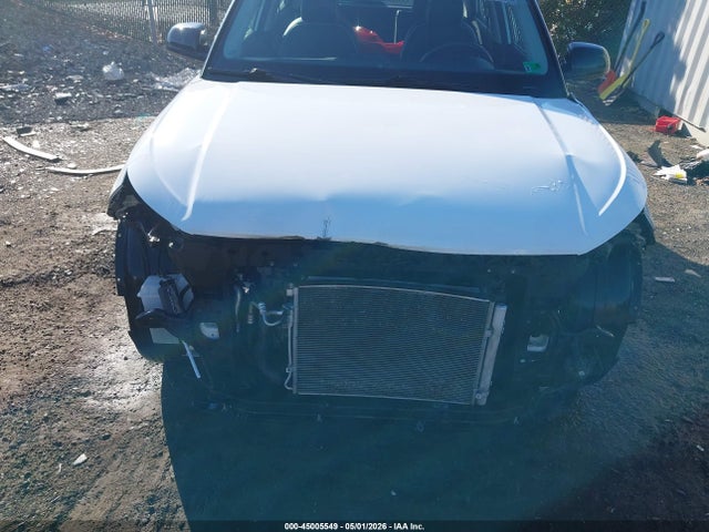 Продажа на аукционе авто 2022 Hyundai Venue Limited, vin: KMHRC8A33NU135815, номер лота: 45005549