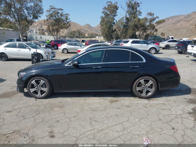 45005611 :رقم المزاد ، WDDZF8DB6LA703980 vin ، 2020 Mercedes-benz E 350 مزاد بيع