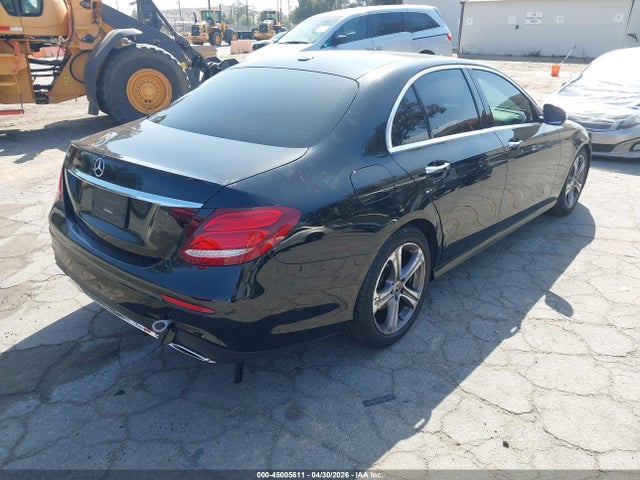 45005611 :رقم المزاد ، WDDZF8DB6LA703980 vin ، 2020 Mercedes-benz E 350 مزاد بيع