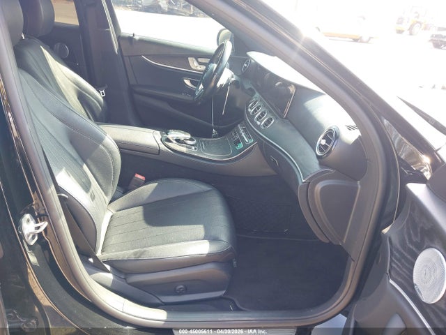 45005611 :رقم المزاد ، WDDZF8DB6LA703980 vin ، 2020 Mercedes-benz E 350 مزاد بيع