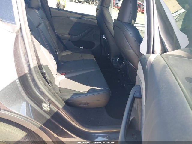 7SAYGDEE7TA395505 Tesla Model Y All-wheel Drive/long Range Launch Series/premium All-wheel Drive