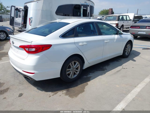 2015 Hyundai Sonata Se მანქანა იყიდება აუქციონზე, vin: 5NPE24AF7FH033731, აუქციონის ნომერი: 45005642